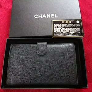 Authentic Chanel Caviar Long Bifold Wallet